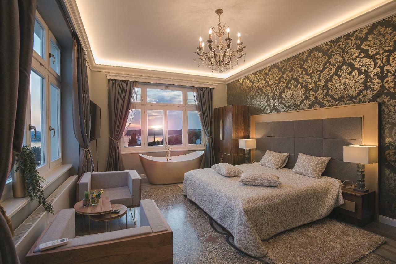 PUY Arena & Seaview Luxurious Residence מראה חיצוני תמונה
